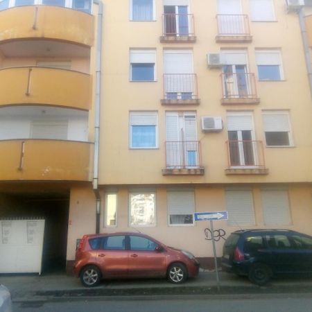 Ivana Center Novi Sad Eksteriør billede