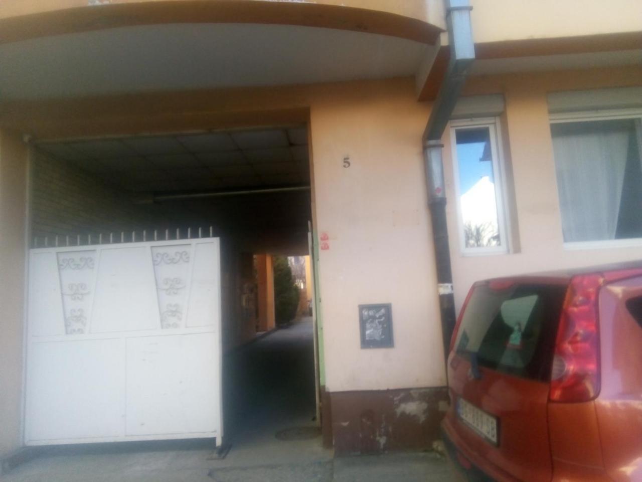 Ivana Center Novi Sad Eksteriør billede